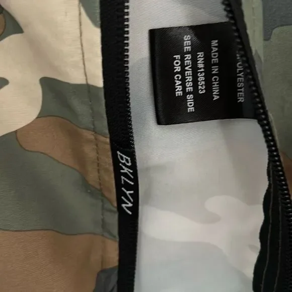 Brooklyn Cloth Savage Camouflage Pullover Hooded Jacket Medium - Picture 8 of 8